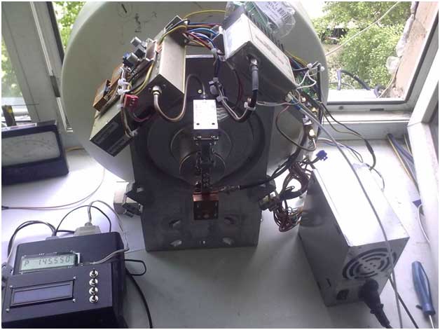 Трансвертер UA3AVR на 76 ГГц с антенной